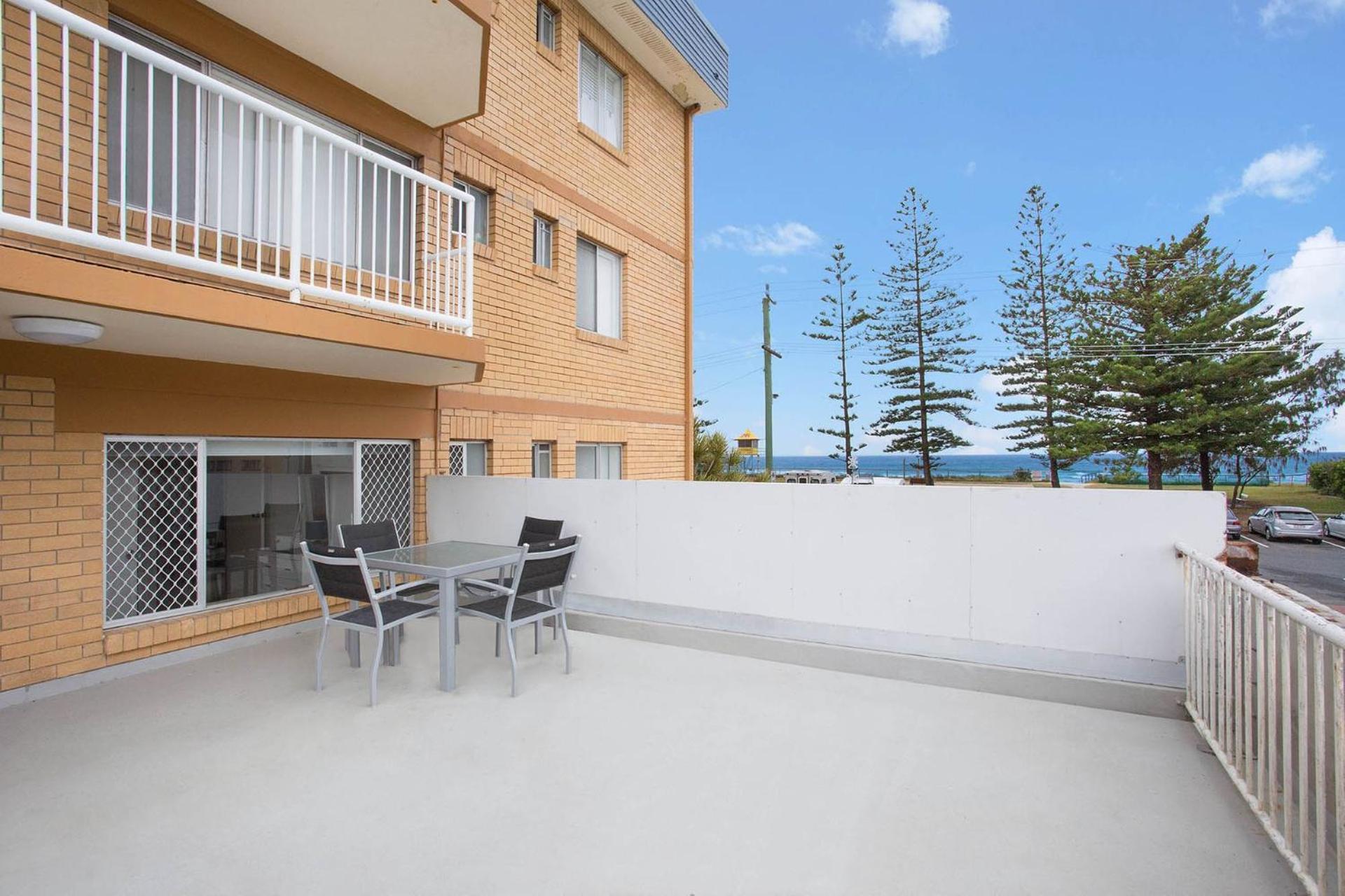 #2 Camden House * Gold Coast